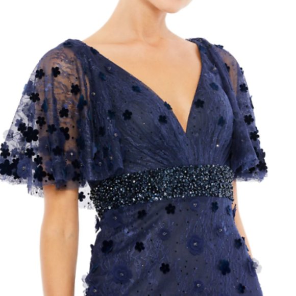 MAC DUGGAL FLORAL APPLIQUE FLUTTER SLEEVE MIDNIGHT ANVY GOWN sz 4 - Picture 2 of 5